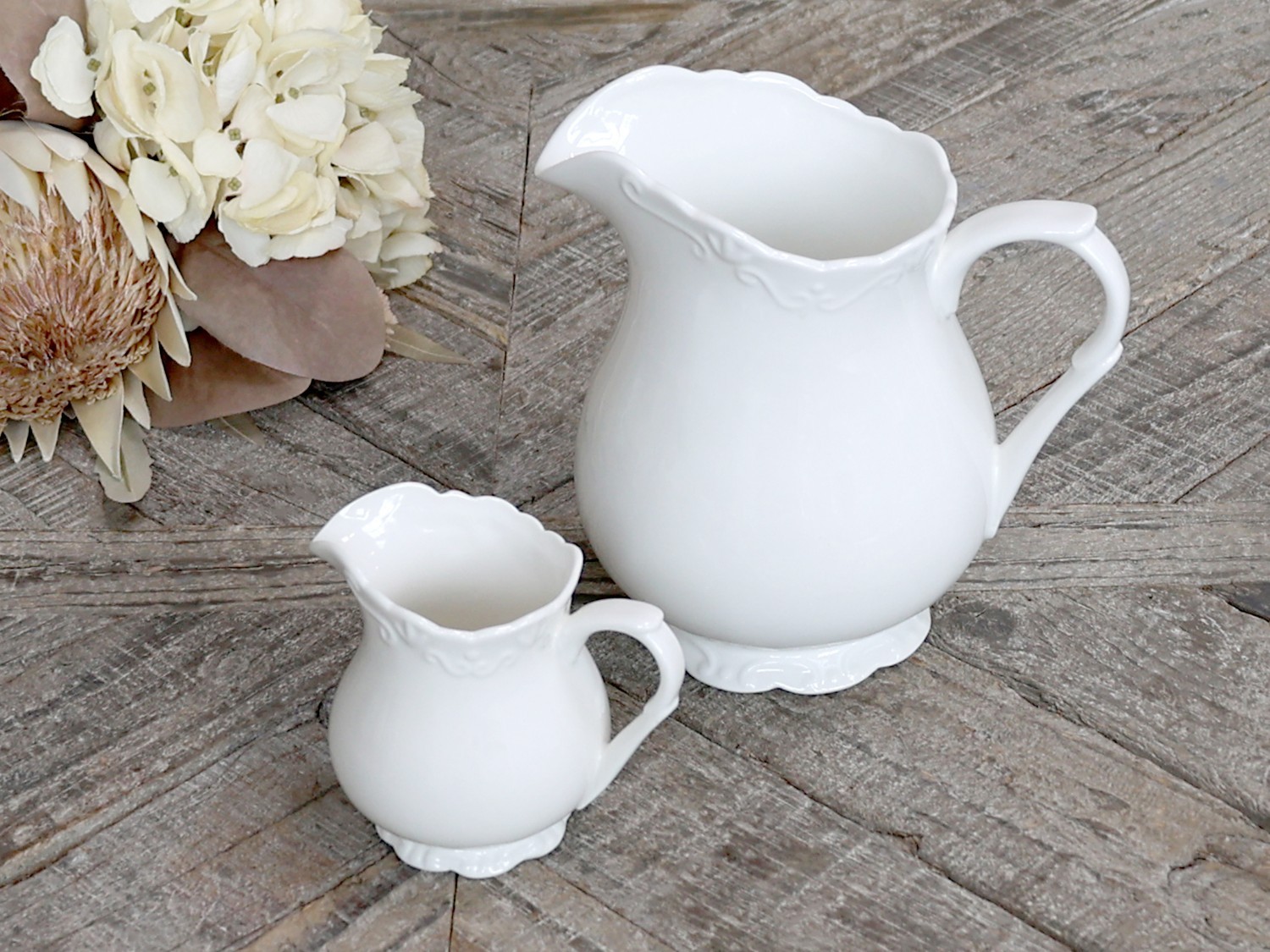 Porcelánový džbán s krajkou Provence lace - 18cm / 1.1L