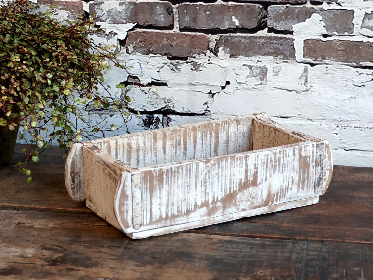 Bílá dřevěná retro bedýnka Brick old white - 30*15*10 cm 41366-01