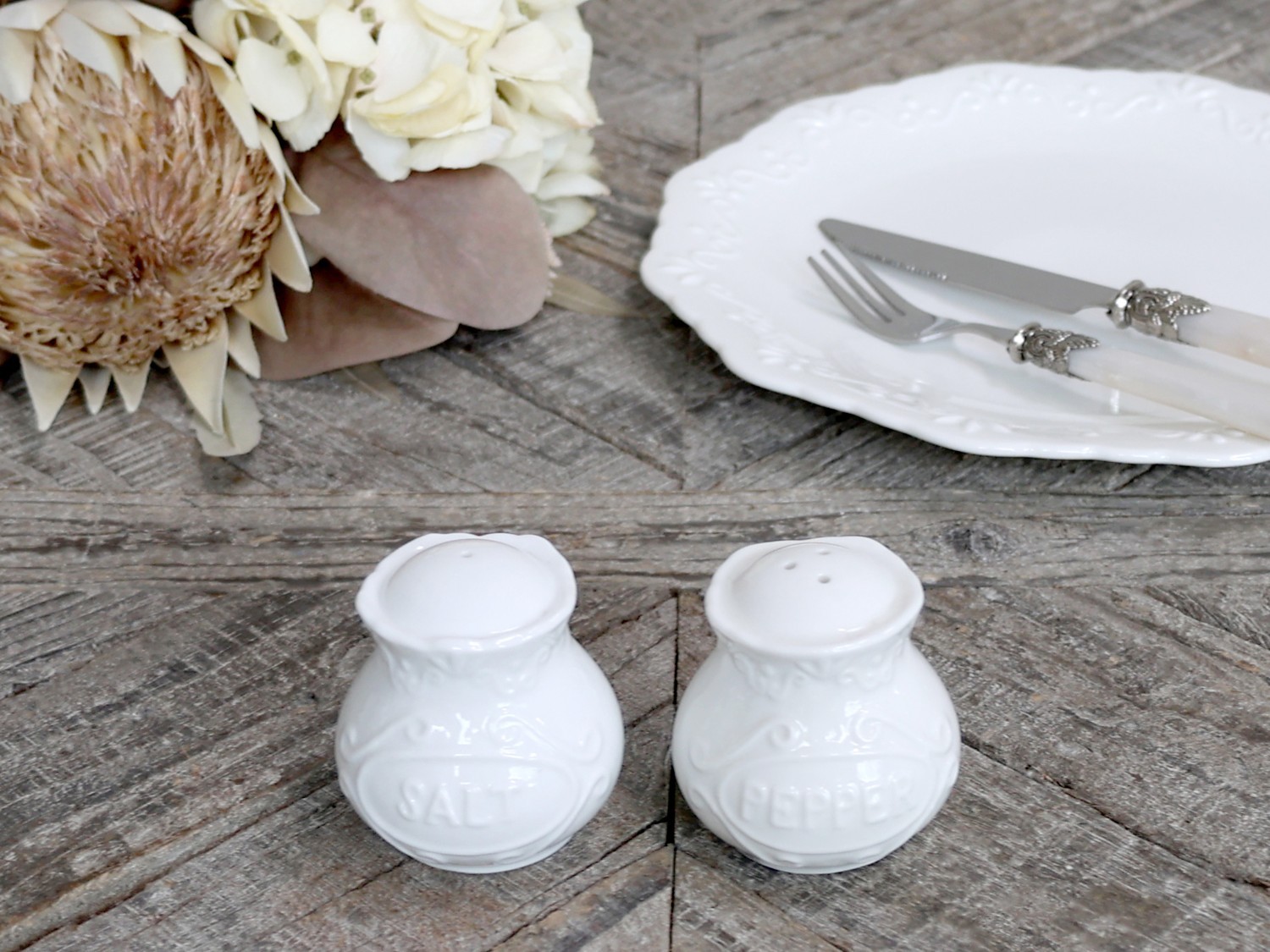 Porcelánová slánka a pepřenka Provence lace - 6cm